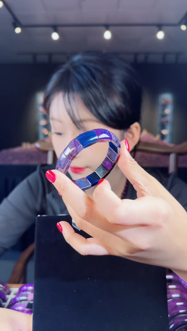 未镶嵌苏纪石（舒俱来）手排南非舒俱来老矿料