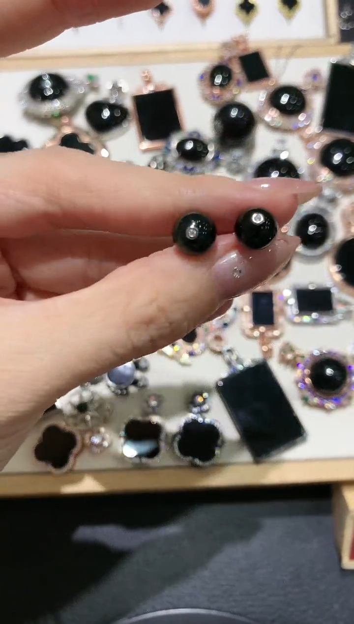 翡翠银S925镶嵌吊坠(不含链)36多人多样性随机发货1件