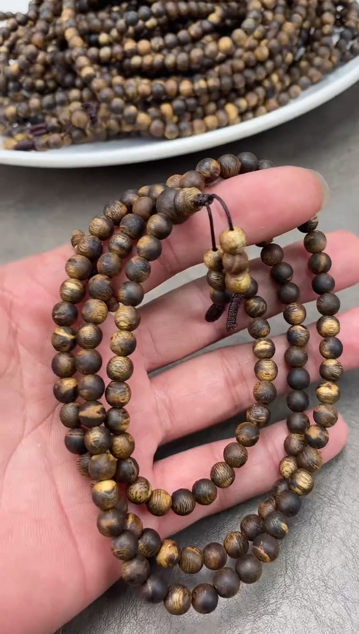 【闪购商品】沉香手串8号老料国香绿奇楠多样性发一条