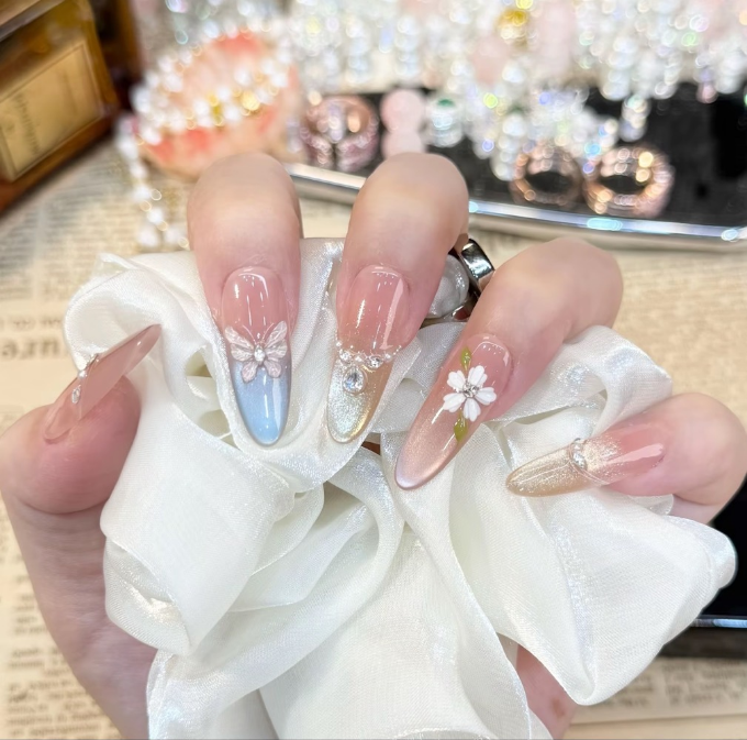 【水晶小花】夏季猫眼温柔款穿戴甲可拆卸十片装（无收纳盒）