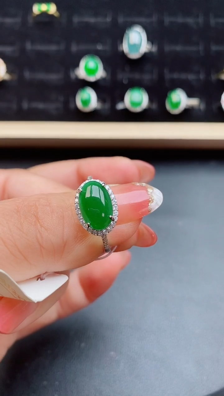 【闪购商品】翡翠戒指银S925镶嵌12121