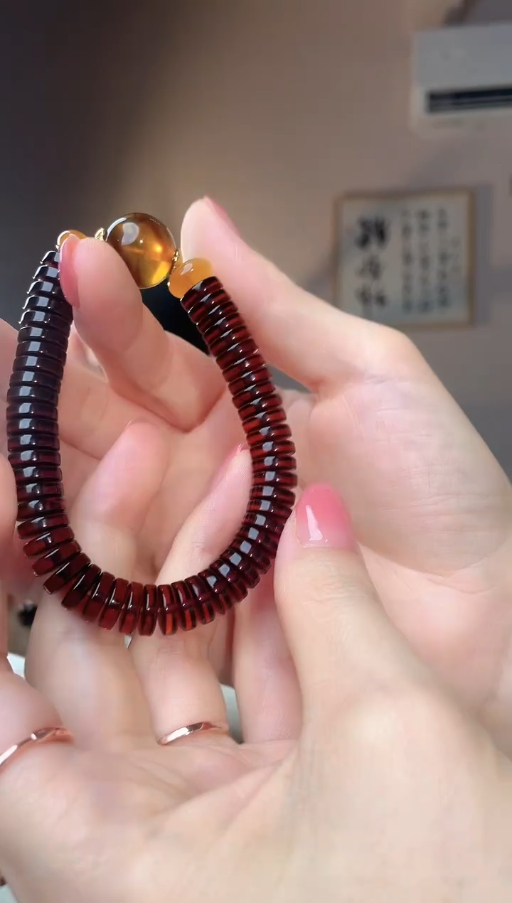 裸石琥珀未镶嵌10+ 血珀直切设计款