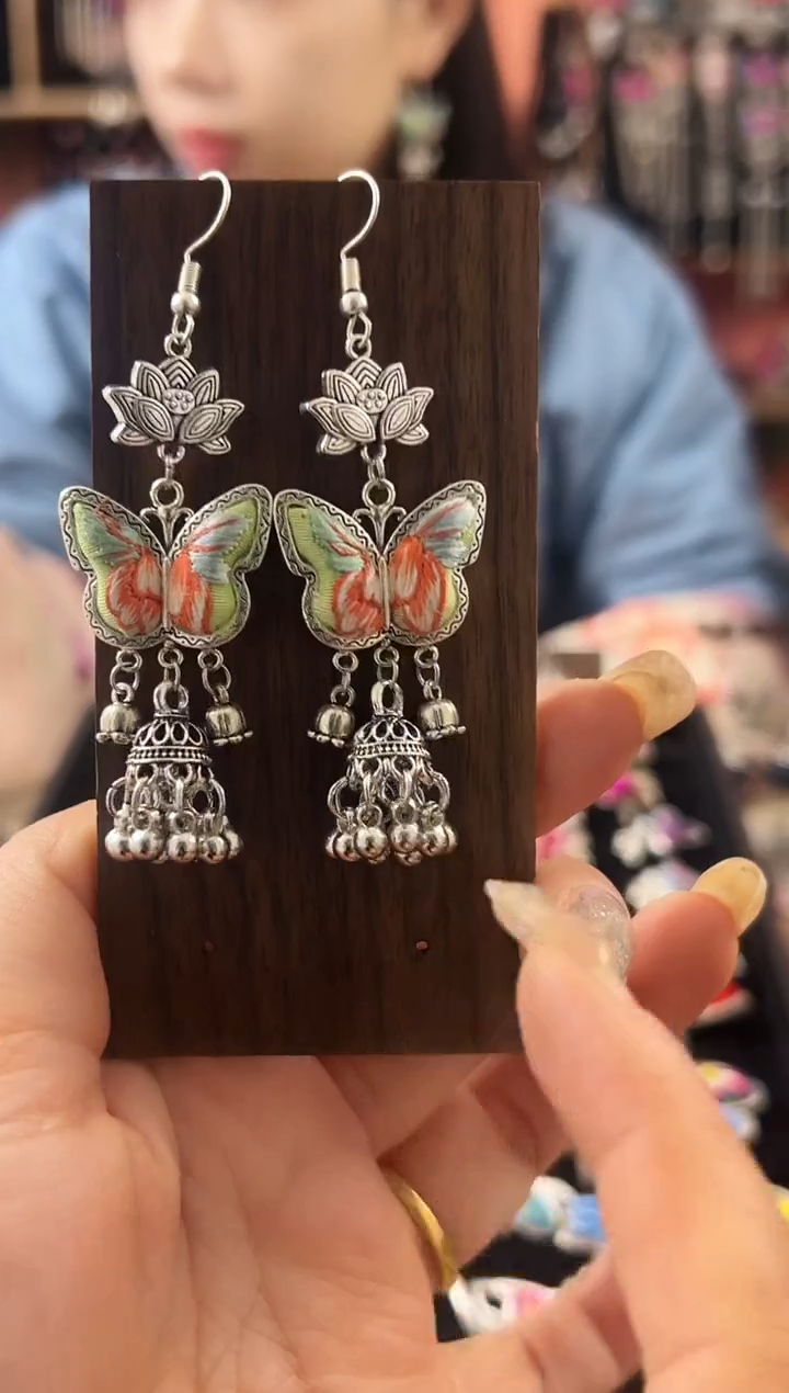 【闪购商品】织绣民族风老绣饰品062