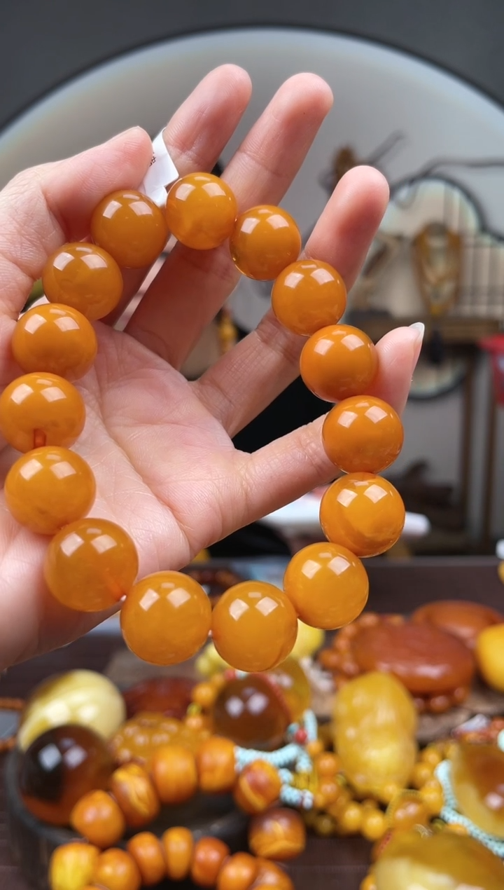 【闪购商品】琥珀裸石未镶嵌首饰 假1赔4 （多样性发货1件