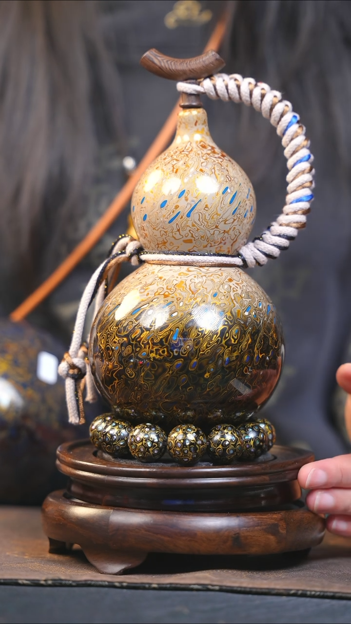 【闪购商品】YK255漆艺酒葫芦不包手串及旋转底座