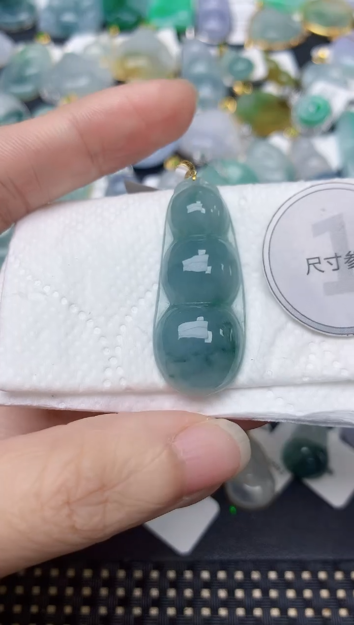 颈饰18K金镶嵌翡翠天然缅甸A货翡翠