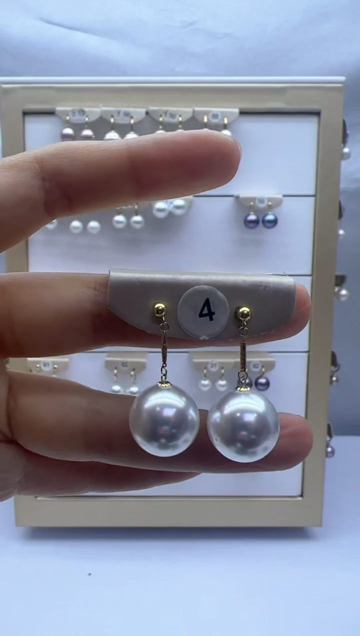【闪购商品】淡水珍珠耳饰18K金镶嵌4