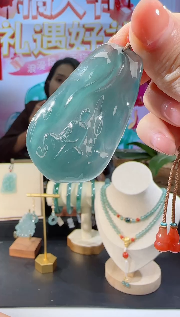 【闪购商品】翡翠吊坠(不含链)未镶嵌悟道