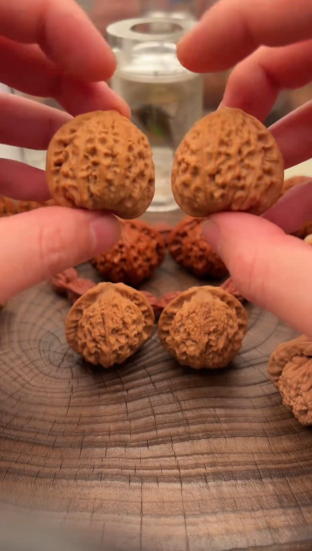 文玩核桃把件金牛