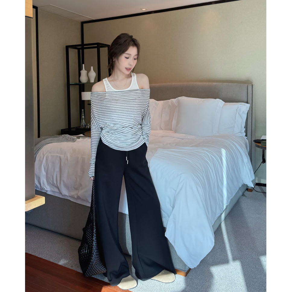 YPP！【C位裤】按头安利 立体剪裁分割专机走线休闲裤微喇裤