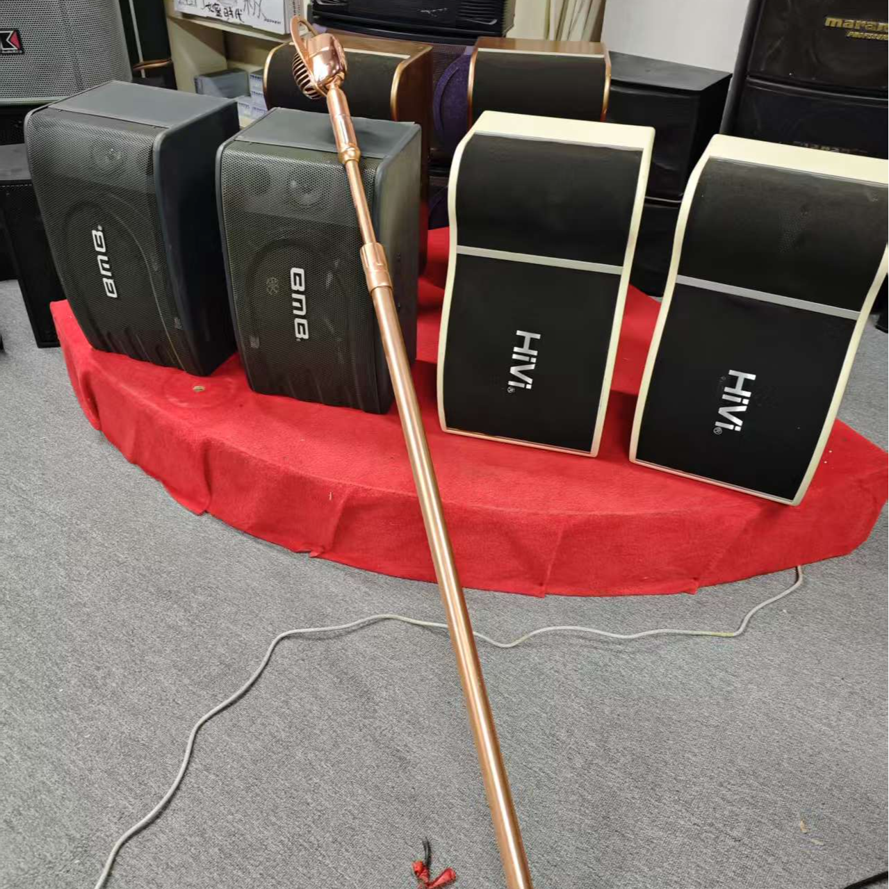 8新  摇麦一支 二手 不包好福利品  不包邮 运费到付