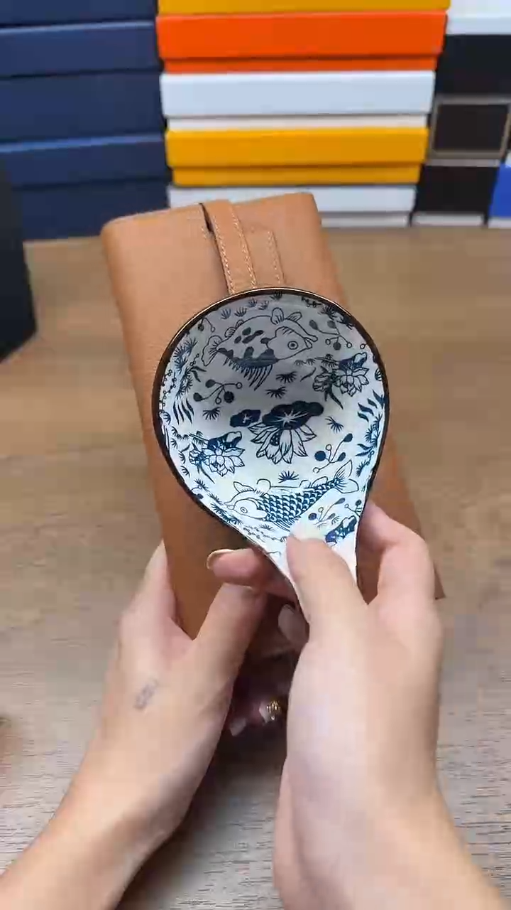 瓷片哈哈哈哈哈哈哈哈85