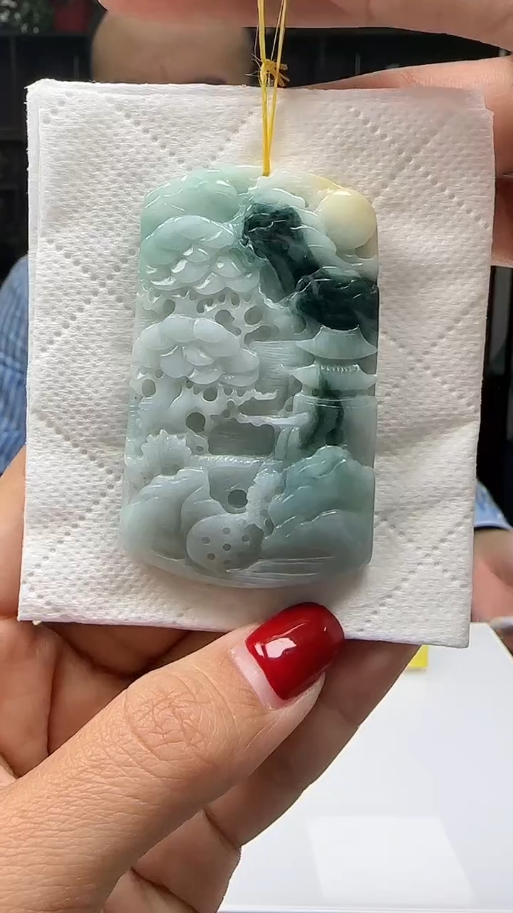 【闪购商品】翡翠颈饰未镶嵌天然翡翠A货吊坠