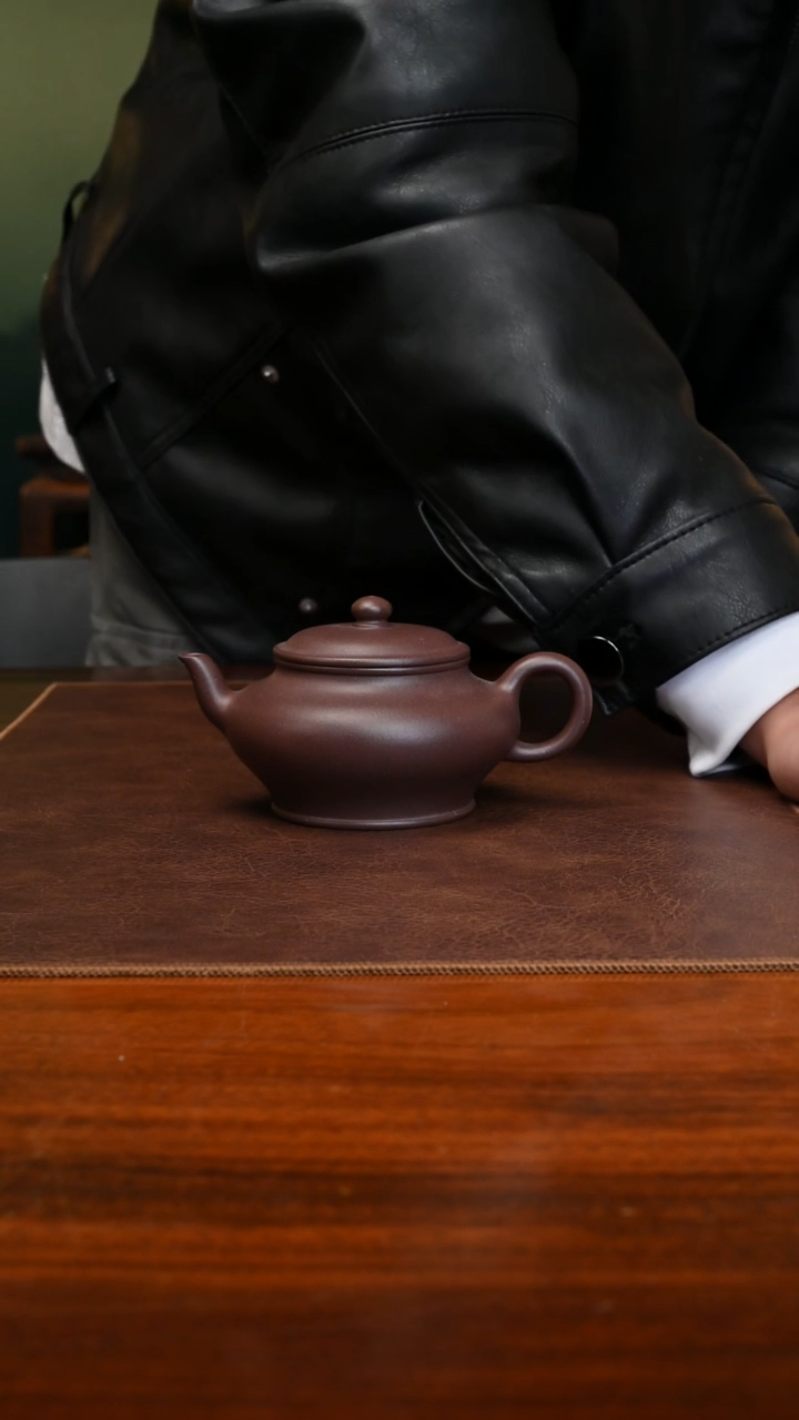 【闪购商品】紫砂茶壶景州虚扁200cc底槽青