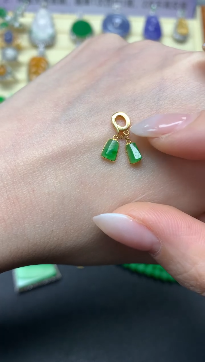 【闪购商品】翡翠吊坠(不含链)18K金镶嵌吊坠|600+60