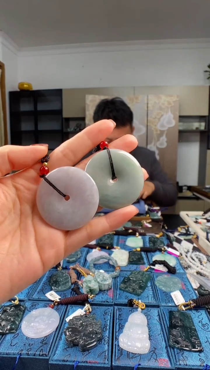 颈饰未镶嵌翡翠多样性发其一