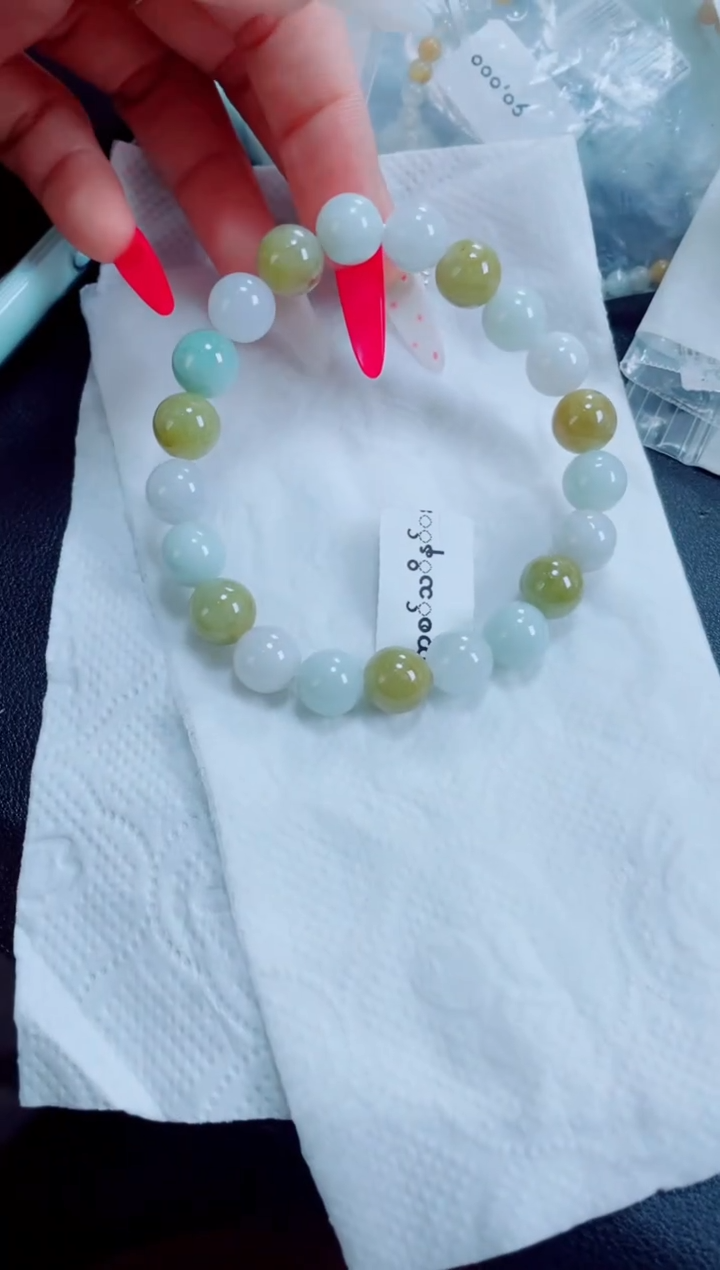 定制翡翠未镶嵌珠串