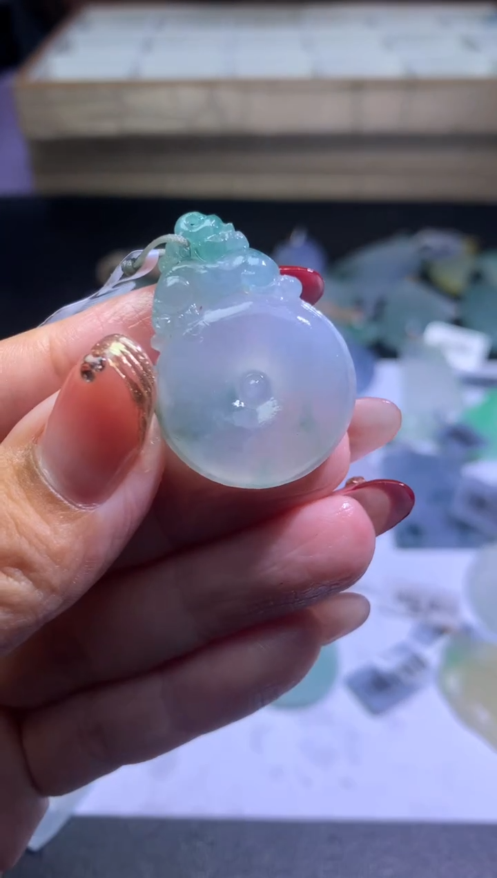 【闪购商品】定制翡翠未镶嵌毛货