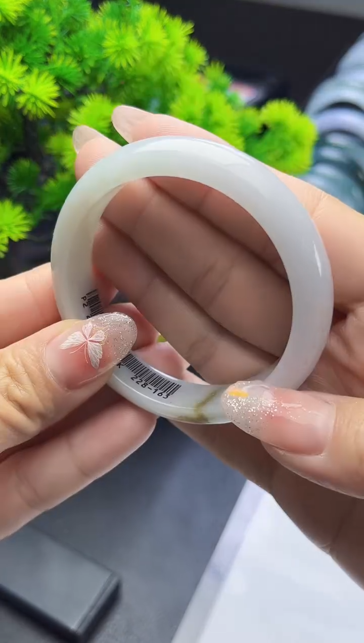【闪购商品】翡翠手镯未镶嵌翡翠1