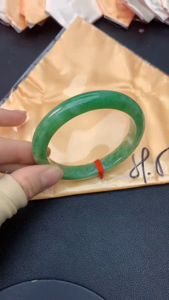 未镶嵌手镯翡翠0802561922