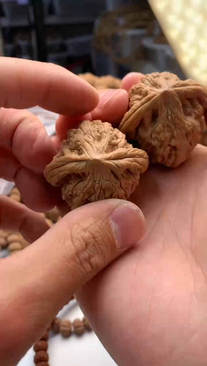 【闪购商品】文玩核桃吊坠1855555555