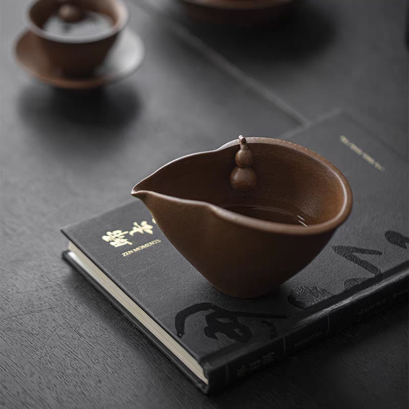 酱釉老岩泥茶海分茶器功夫茶具葫芦公道杯家用陶瓷茶道创意简约