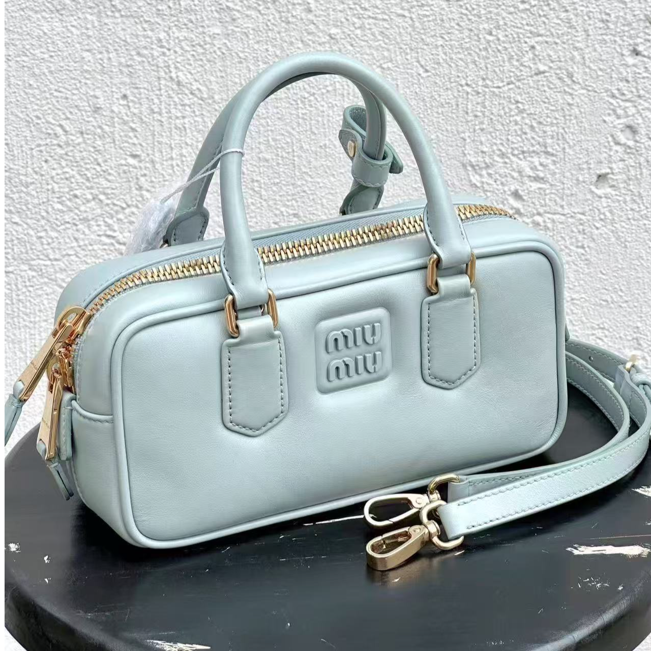 99新 MIU MIU/缪缪 miumiu保龄球 淡蓝色金扣99新