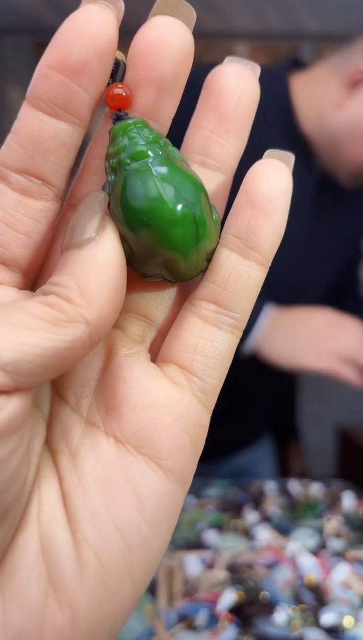 【闪购商品】和田玉挂件未镶嵌拍一发一