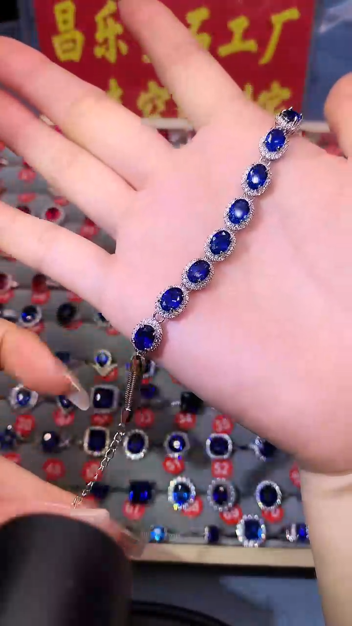 【闪购商品】蓝宝石手链银S925镶嵌1111