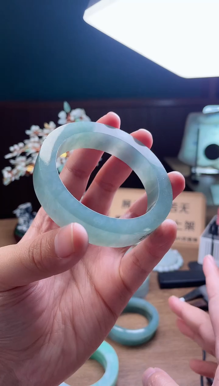【闪购商品】定制翡翠手镯未镶嵌定制
