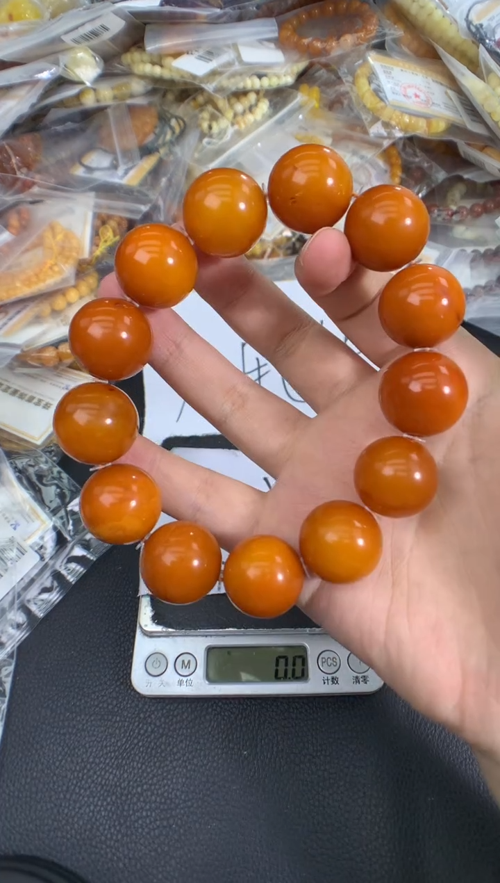 琥珀未镶嵌珠宝奇石1