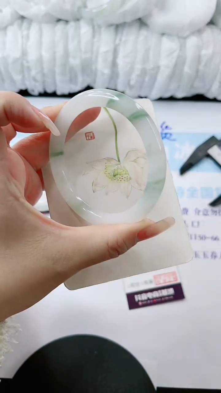 【闪购商品】石英质玉手镯未镶嵌多样性发货S181