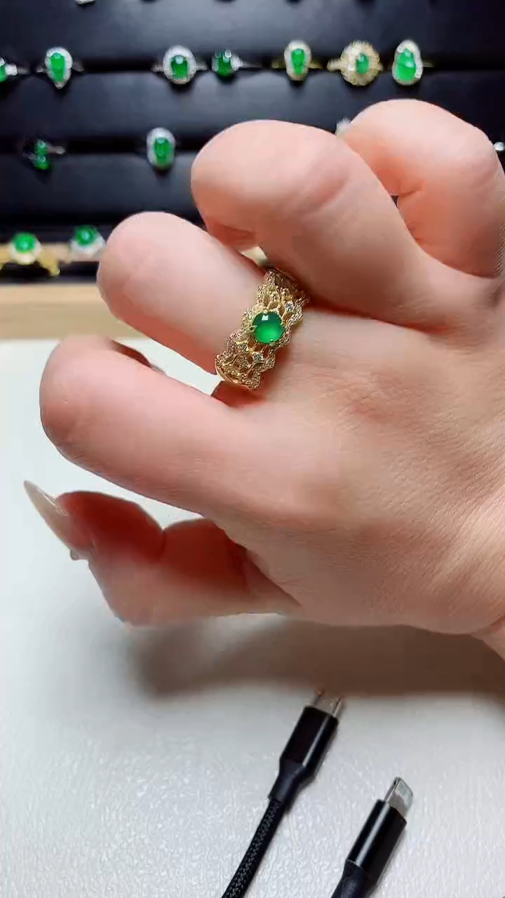 翡翠戒指银S925镶嵌天然翡翠s925银镶嵌