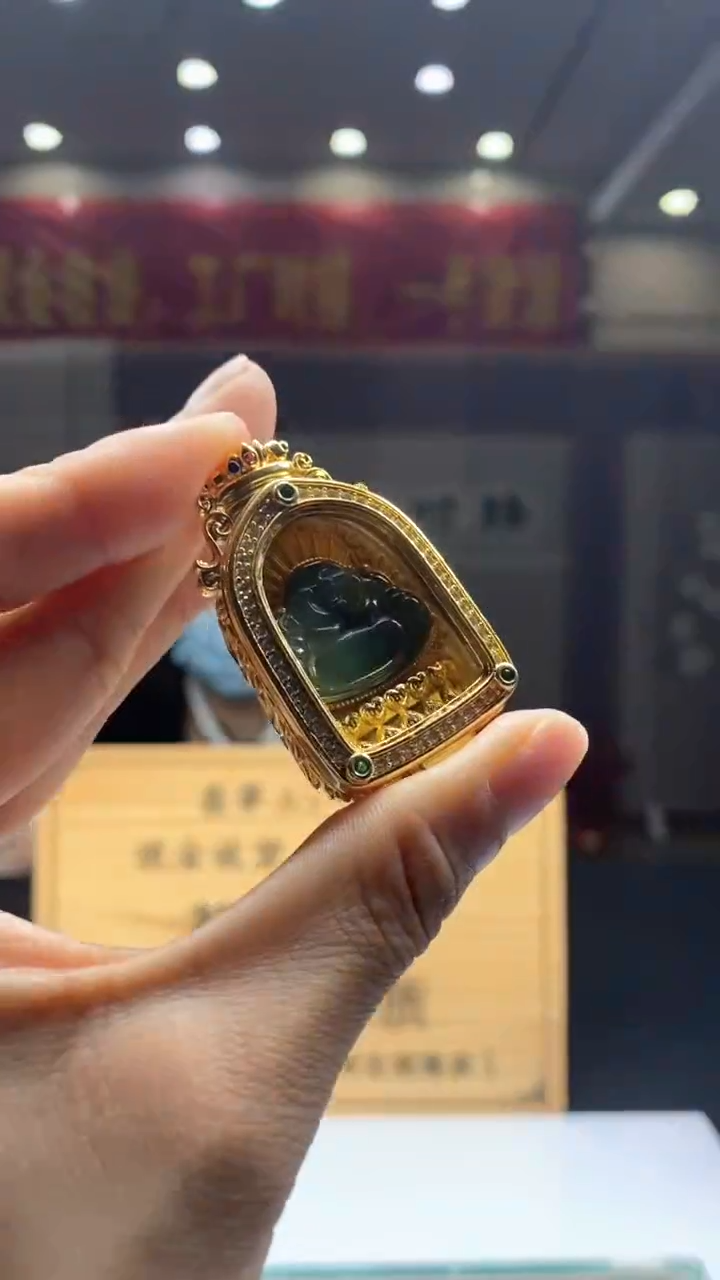 【闪购商品】翡翠颈饰未镶嵌********602