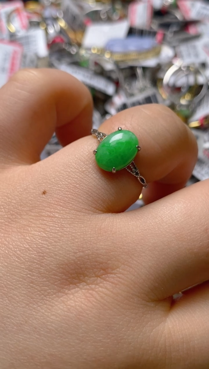 银S925镶嵌戒指翡翠百内无证书