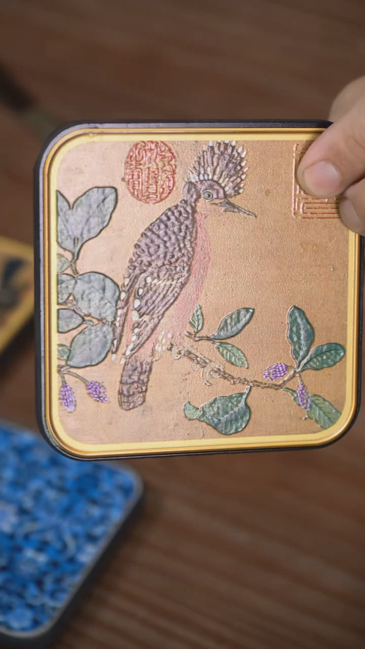 壹藏贰宝戴胜杯垫一片