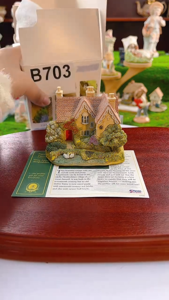 【闪购商品】紫砂茶宠liilliput中古小房子703