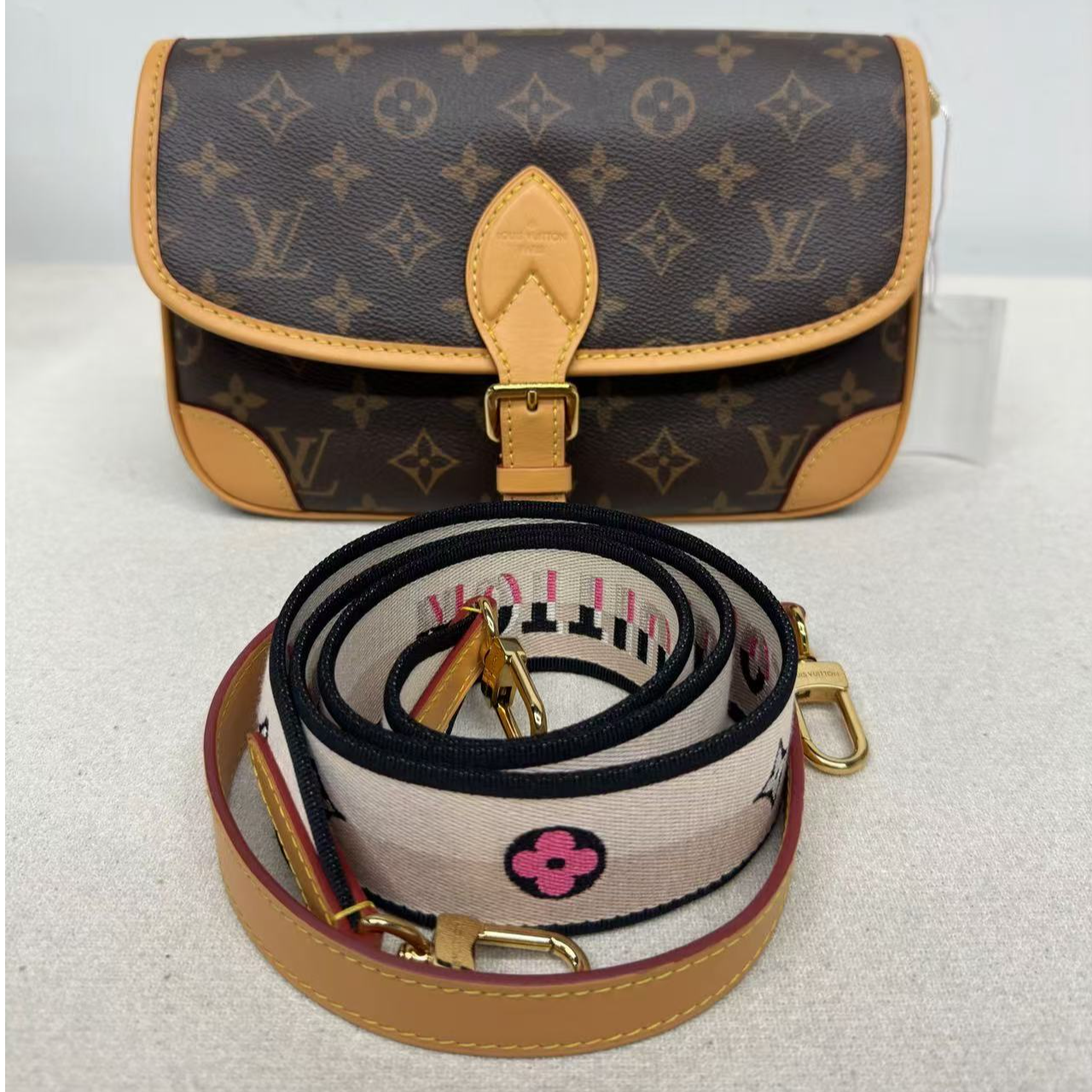 95新 LV 伦老板/95新/lv 黑法棍