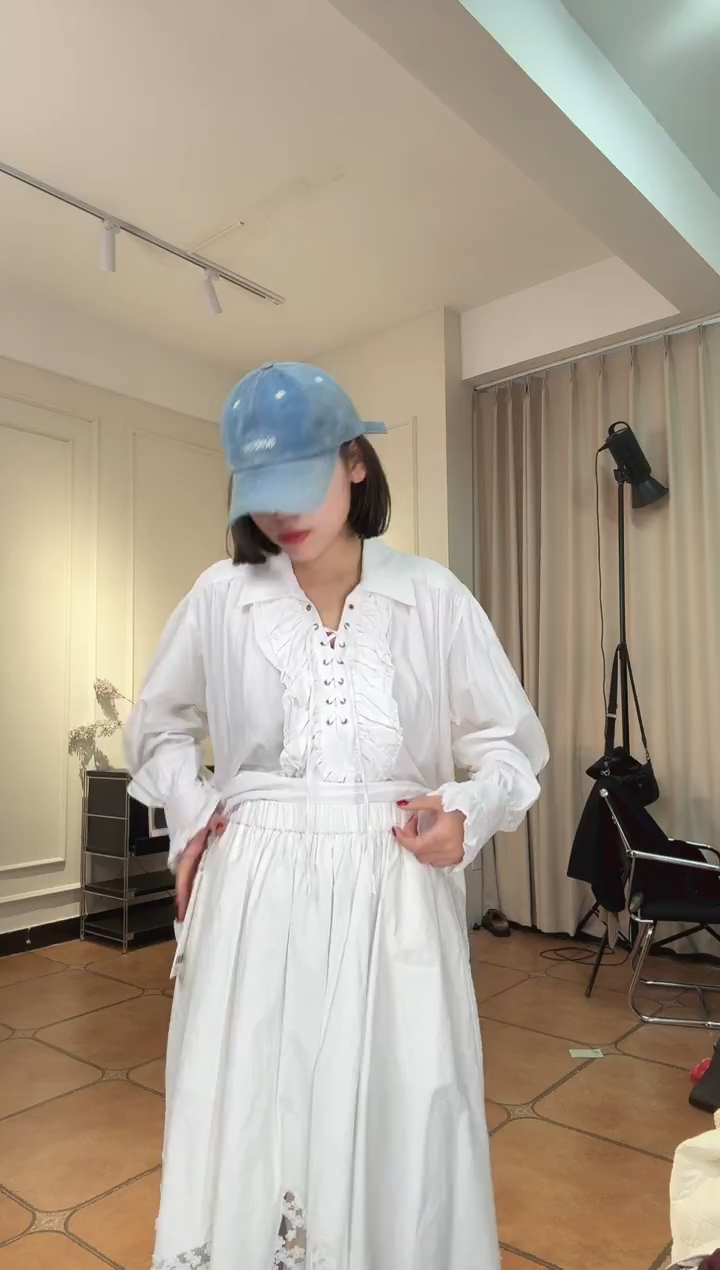 A****?设计师品牌白色裙子S码