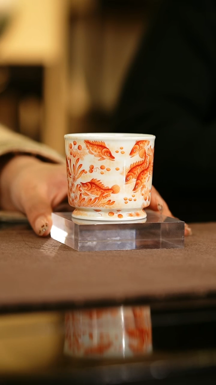 瓷瓷姑娘溢珍堂矾红鱼杯
