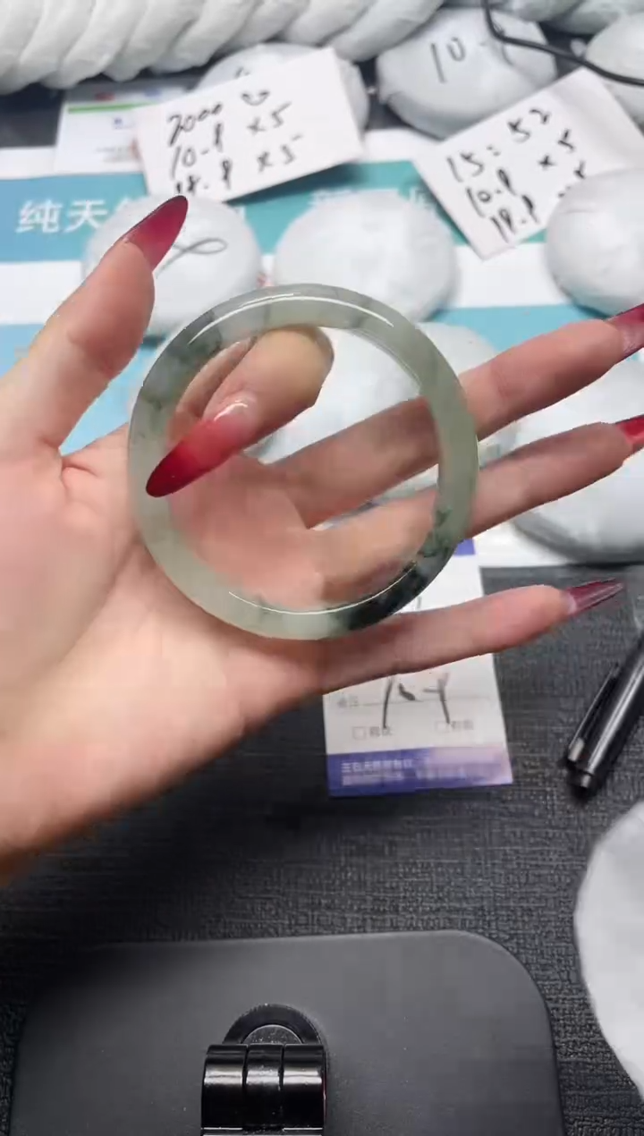 未镶嵌手镯石英质玉107-60