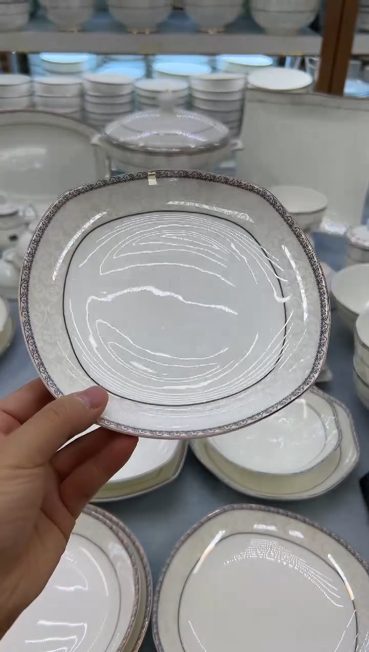 骨瓷玲珑7.5方6个