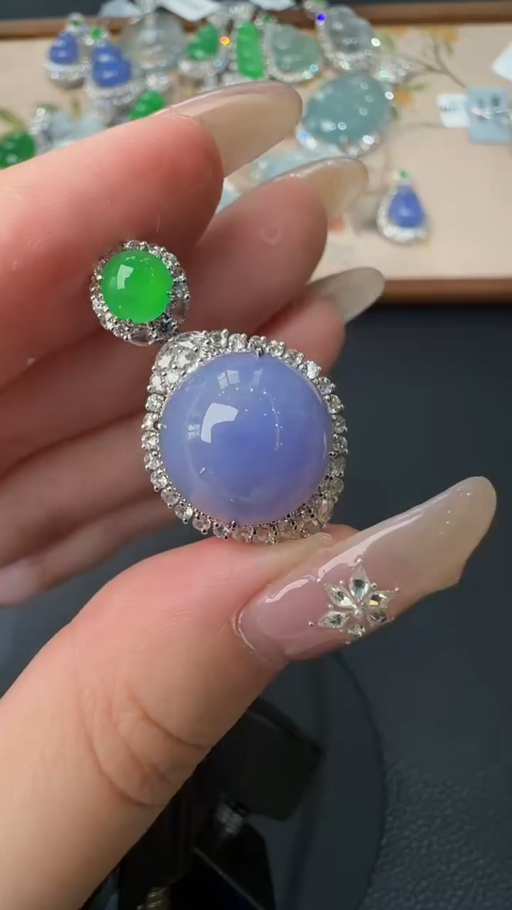 【闪购商品】翡翠吊坠(不含链)18K金镶嵌86