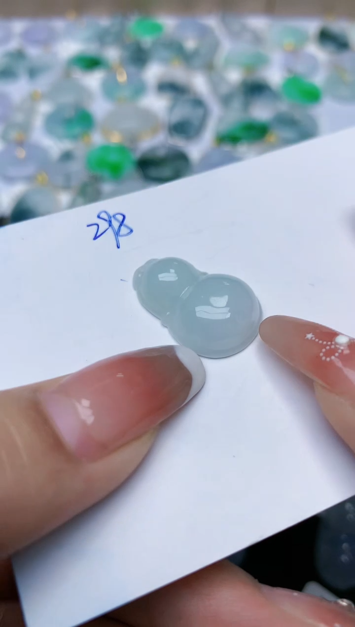 【闪购商品】翡翠颈饰未镶嵌天然翡翠A货    