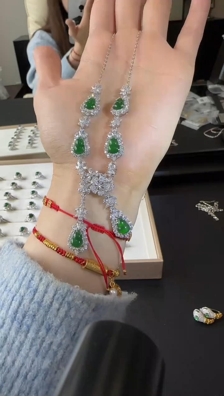 【闪购商品】翡翠项链银S925镶嵌银镶