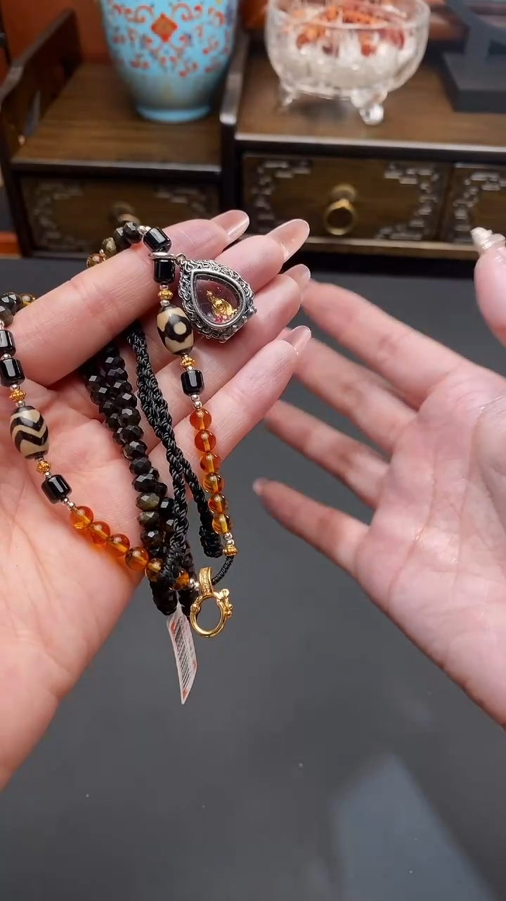 【闪购商品】玛瑙/玉髓颈饰银S925镶嵌gw盒锁骨链