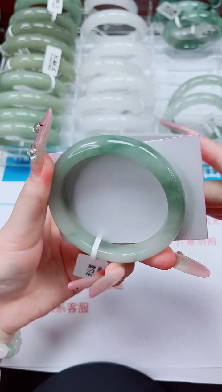 未镶嵌手镯石英质玉151-57/58