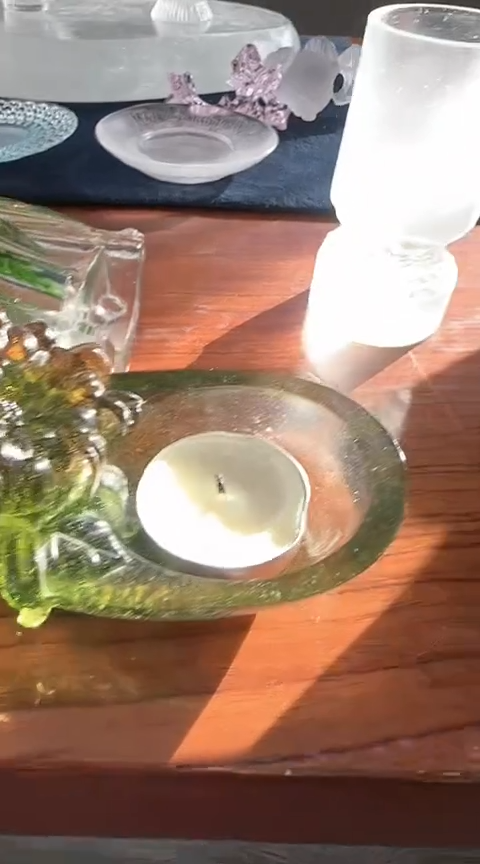 【闪购商品】茶盏琉璃雏菊烛台