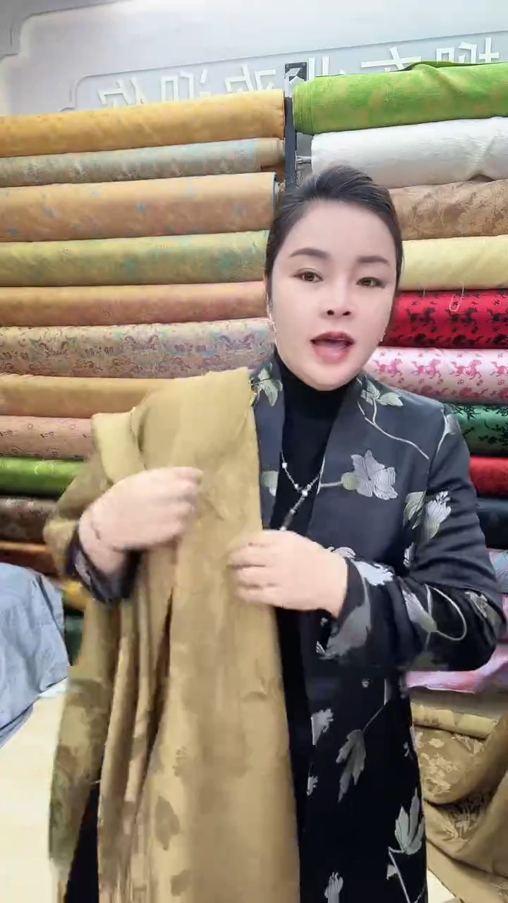 14号秋香黄植物丝浮雕2米