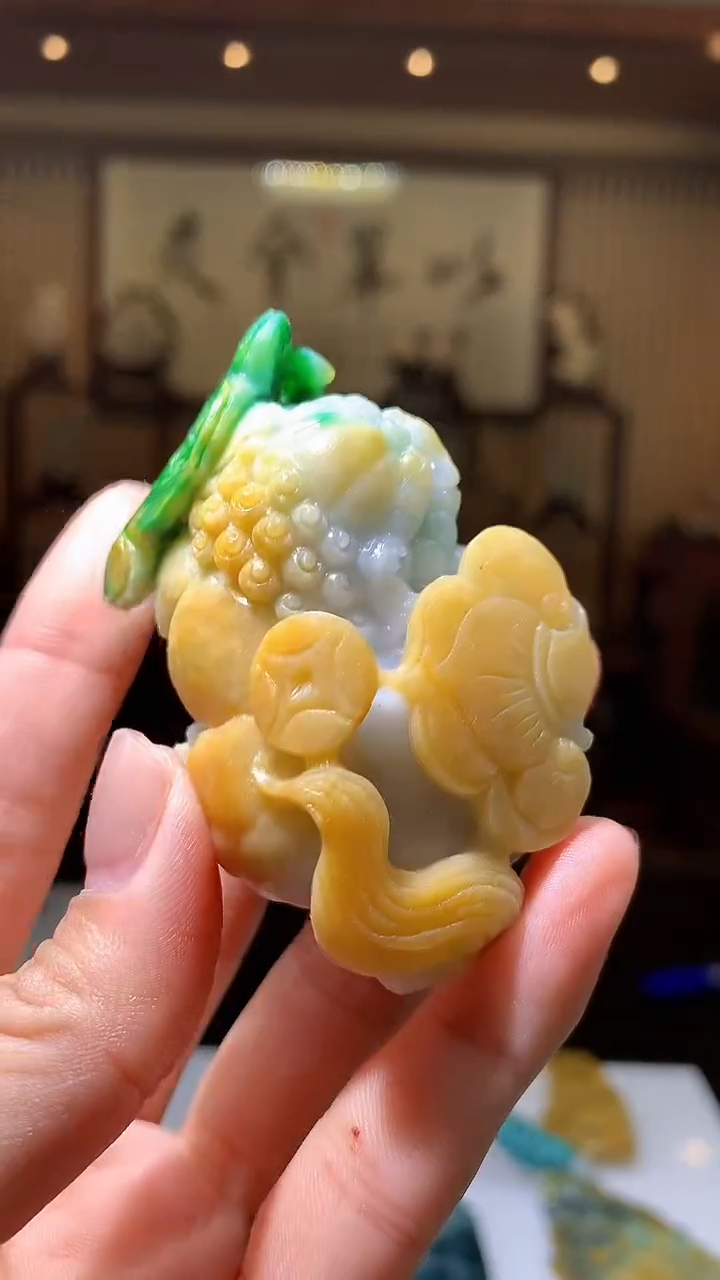 【闪购商品】定制翡翠未镶嵌1085hm-毛货挂件26